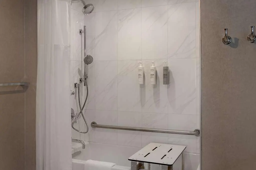 Hampton Inn By Hilton Winnipeg Downtown