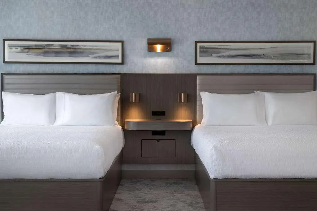 Hampton Inn By Hilton Winnipeg Downtown Hotel