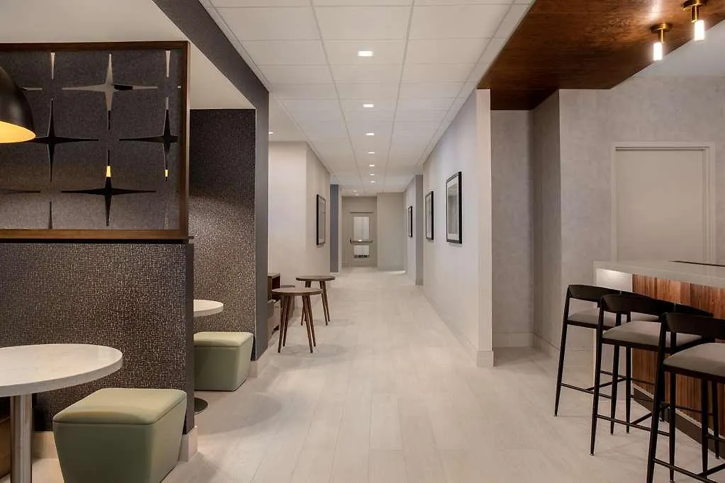 Hotel Hampton Inn By Hilton Winnipeg Downtown Canada